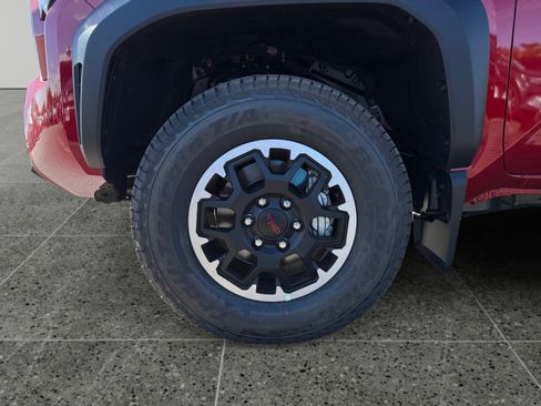 New 2025 Toyota Tacoma TRD Off-Road image 9