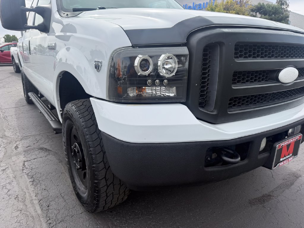 Used 2005 Ford F250 XLT AWD/4WD image 9
