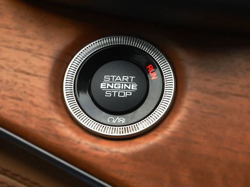 Used 2022 Jeep Grand Cherokee Summit image 21