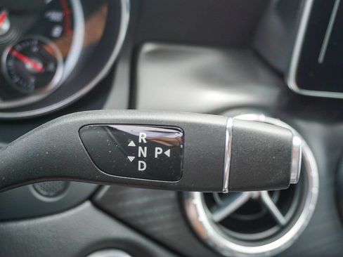Used 2019 Mercedes-Benz CLA 250 4MATIC image 22