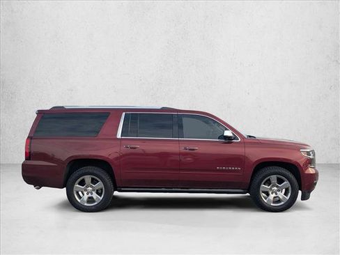 Used 2018 Chevrolet Suburban Premier image 4