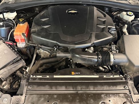 Used 2019 Chevrolet Camaro LT w/ RS Package image 22