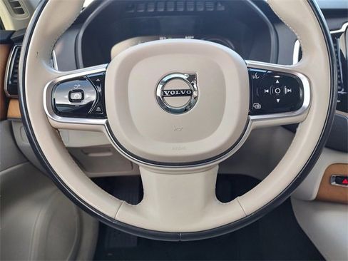 Used 2021 Volvo XC90 T8 Inscription Expression w/ Advanced Package image 14