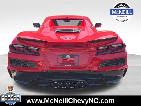 Used 2025 Chevrolet Corvette Z06 RWD image 7