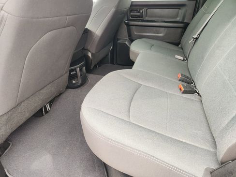 Used 2024 RAM 3500 Tradesman w/ Chrome Appearance Group image 30