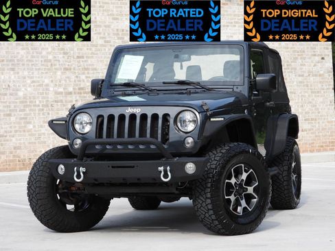 Used 2017 Jeep Wrangler Sport S AWD/4WD image 2