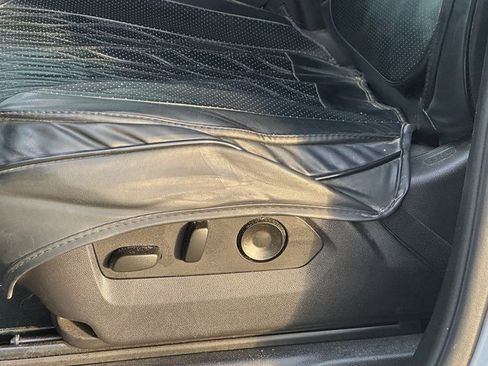 Used 2024 GMC Sierra 1500 SLE w/ Preferred Package image 16