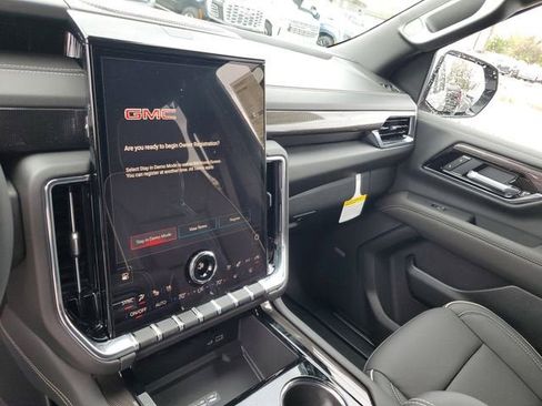 New 2026 GMC Yukon XL Elevation w/ Elevation Premium Package image 26