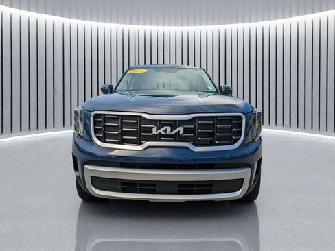 Used 2024 Kia Telluride S FWD image 9