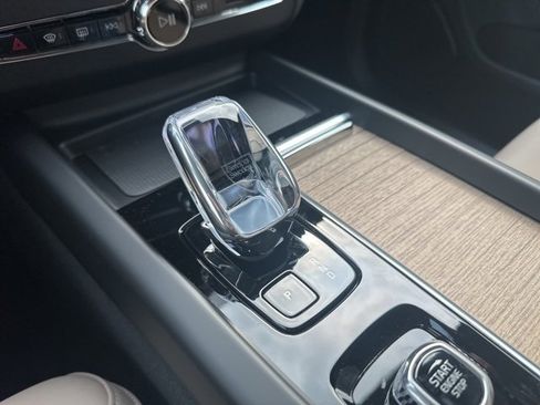 New 2026 Volvo XC60 B5 Plus w/ Climate Package image 15