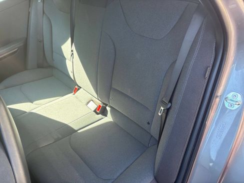 Used 2025 Kia K4 FWD image 28