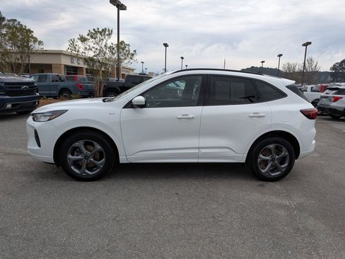 Certified 2023 Ford Escape ST-Line Select w/ Tech Pack #2 image 7