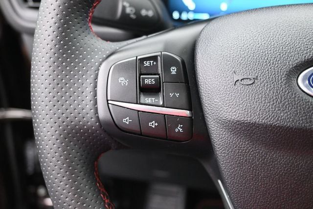 Certified 2023 Ford Escape ST-Line Elite w/ Premium Technology Package AWD/4WD image 34