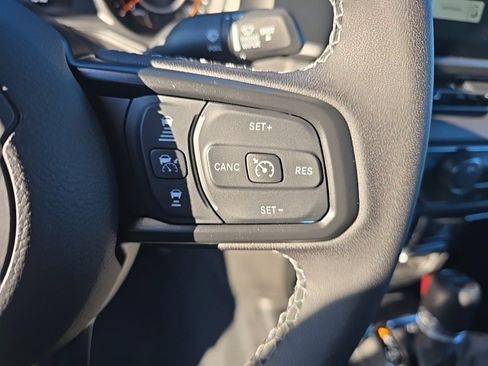 New 2026 Jeep Gladiator Sport image 25