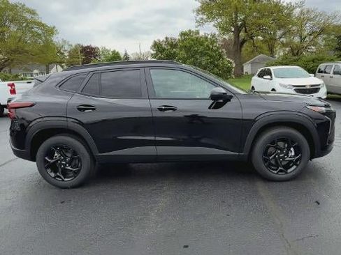 Certified 2026 Chevrolet Trax LT w/ Driver Confidence Package FWD image 9