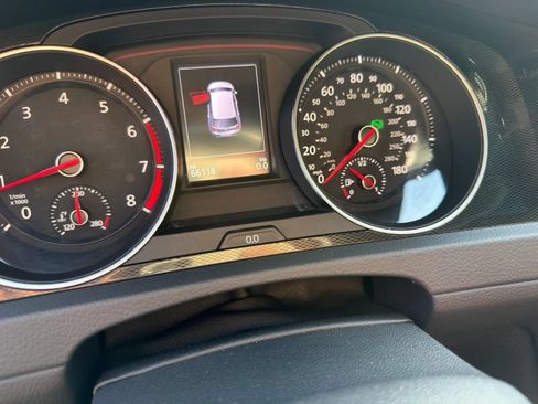 Used 2017 Volkswagen GTI S FWD image 11