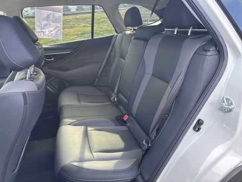 Used 2021 Subaru Outback Onyx Edition XT image 10