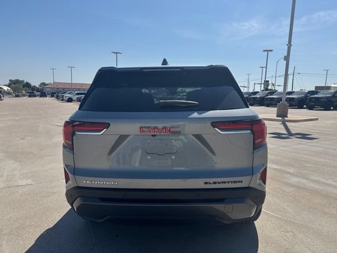 Used 2026 GMC Terrain Elevation FWD image 4