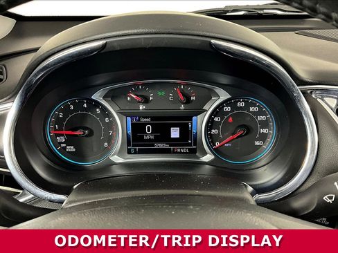 Used 2017 Chevrolet Malibu LT w/ Leather Package FWD image 13