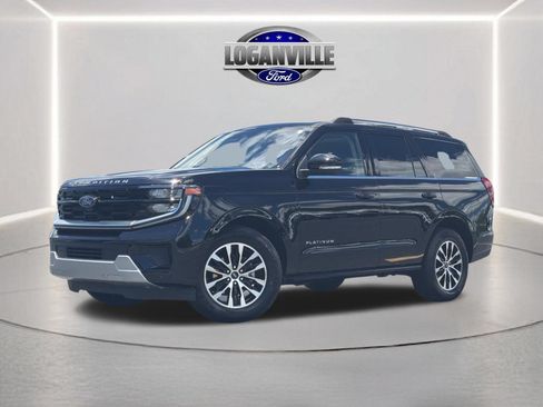 Certified 2025 Ford Expedition Platinum AWD/4WD image 1