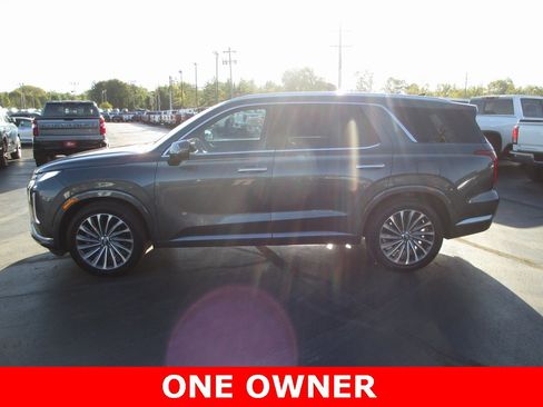 Used 2024 Hyundai Palisade Calligraphy image 9