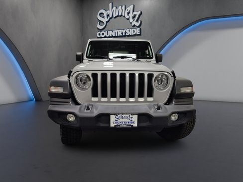 Used 2022 Jeep Wrangler Sport AWD/4WD image 2