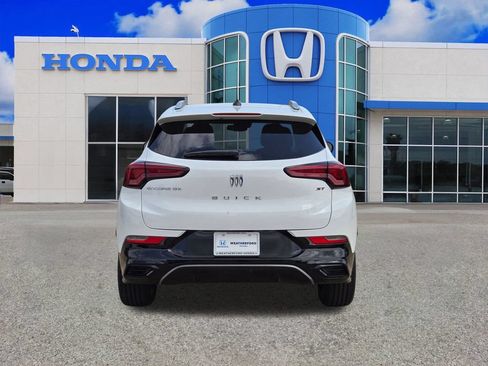 Used 2024 Buick Encore GX Sport Touring w/ Comfort Package FWD image 4