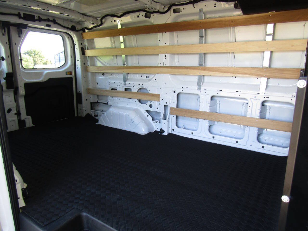 Used 2025 Ford Transit 250 Low Roof w/ Exterior Upgrade Package RWD image 22