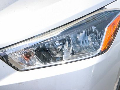 Used 2018 Nissan Kicks SV
