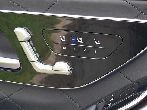 Certified 2022 Mercedes-Benz S 500 4MATIC image 20