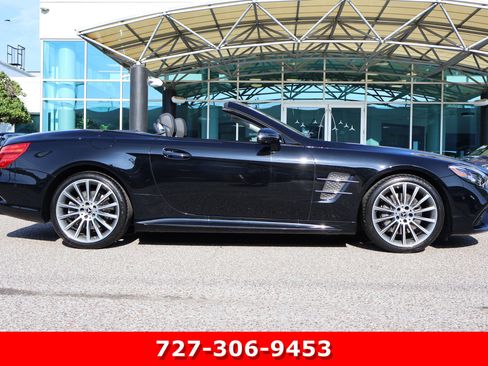 Used 2017 Mercedes-Benz SL 550 image 12