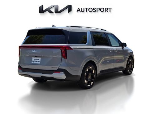 New 2026 Kia Carnival EX FWD image 8
