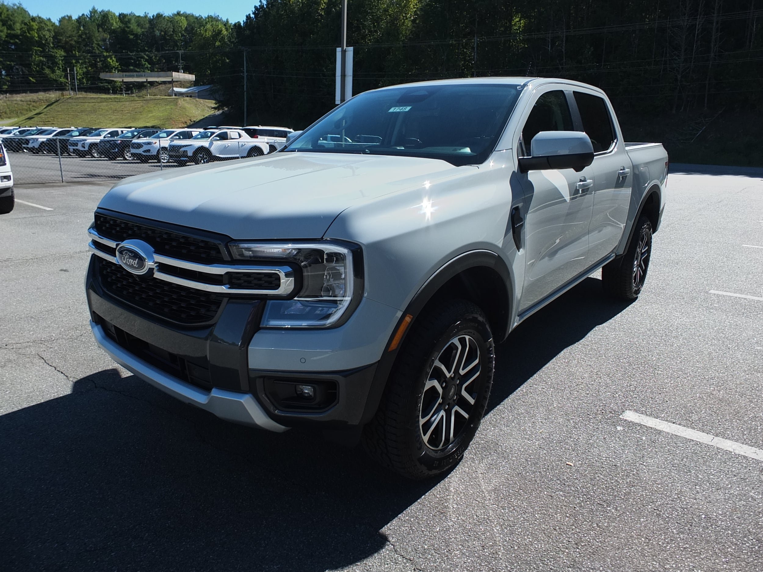 New 2026 Ford Ranger Lariat w/ FX4 Off-Road Package AWD/4WD image 7
