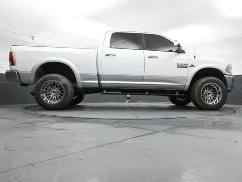 Used 2016 RAM 2500 Laramie AWD/4WD image 41