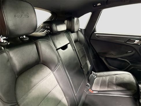 Used 2018 Porsche Macan GTS image 31