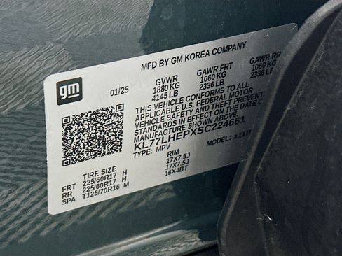 Used 2025 Chevrolet Trax LT image 12