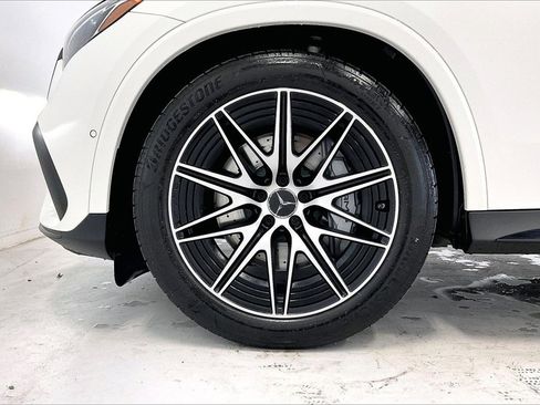 Used 2025 Mercedes-Benz GLC 43 AMG 4MATIC image 10