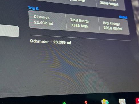 Used 2023 Tesla Model X image 11