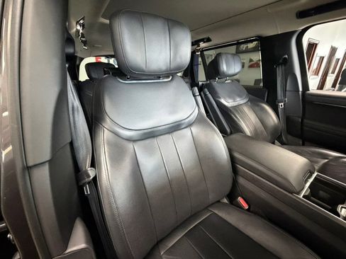 Used 2022 Land Rover Range Rover Long Wheelbase First Edition image 41