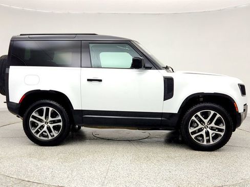 Used 2022 Land Rover Defender 90 X-Dynamic HSE image 4