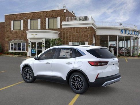 New 2026 Ford Escape SE FWD image 27