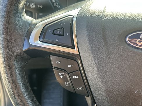 Used 2024 Ford Edge SEL AWD/4WD image 24