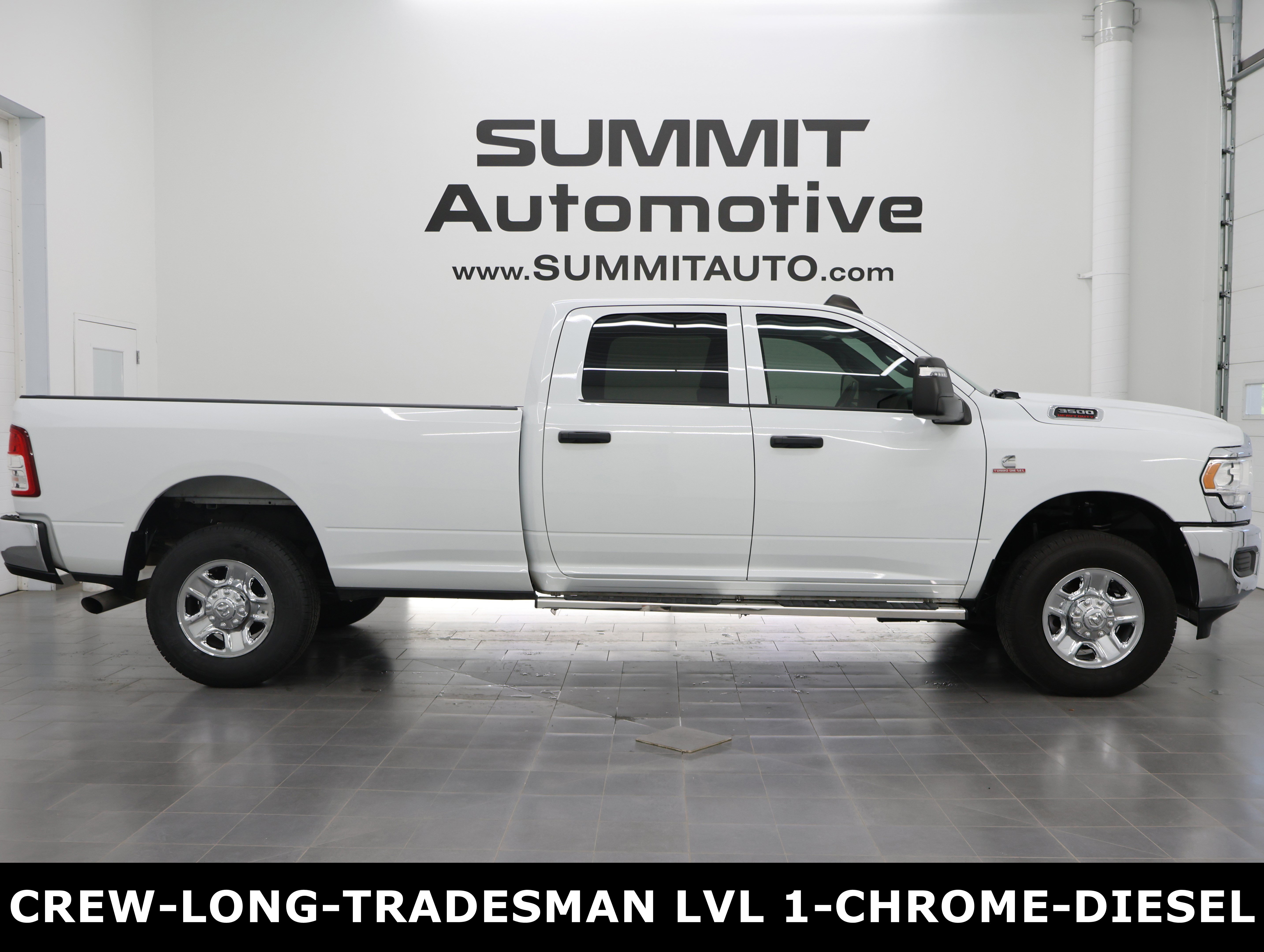 Used 2024 RAM 3500 Tradesman w/ Chrome Appearance Group AWD/4WD 360° Tour