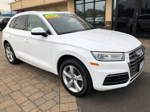 Used 2020 Audi Q5 2.0T Premium w/ Convenience Package image 7