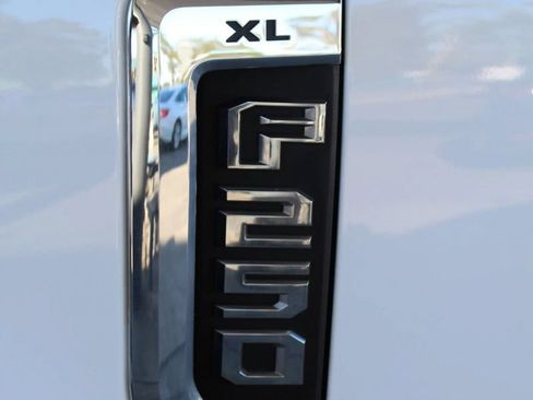 Used 2017 Ford F250 XL w/ Power Equipment Group RWD image 29