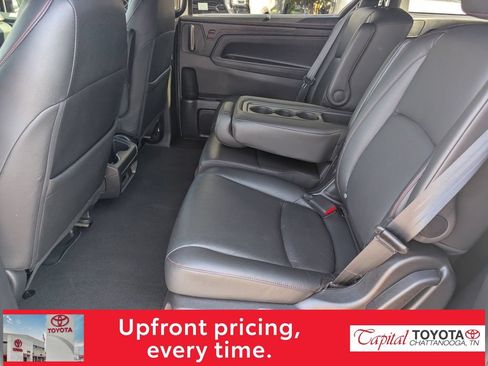 Used 2024 Honda Odyssey Sport image 13