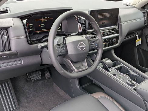 New 2026 Nissan Pathfinder Platinum w/ Cargo Package AWD/4WD image 10