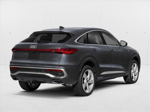 New 2026 Audi Q5 Premium AWD/4WD image 2