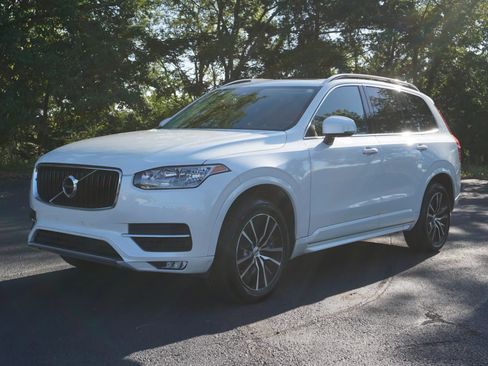Used 2016 Volvo XC90 T5 Momentum AWD/4WD image 1