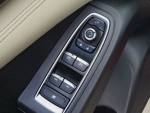 Used 2022 Subaru Ascent Touring w/ Popular Package #2A image 21